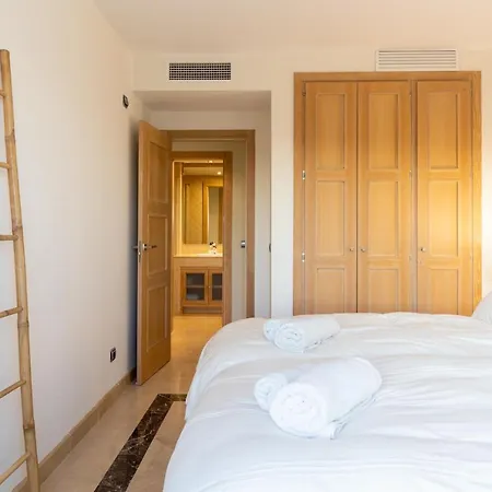Marina Castillo Penthouse Apartment Manilva